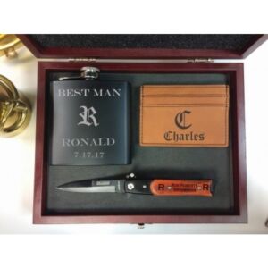 Classic Groomsman Gentleman's Knife with Engraved Gift Box